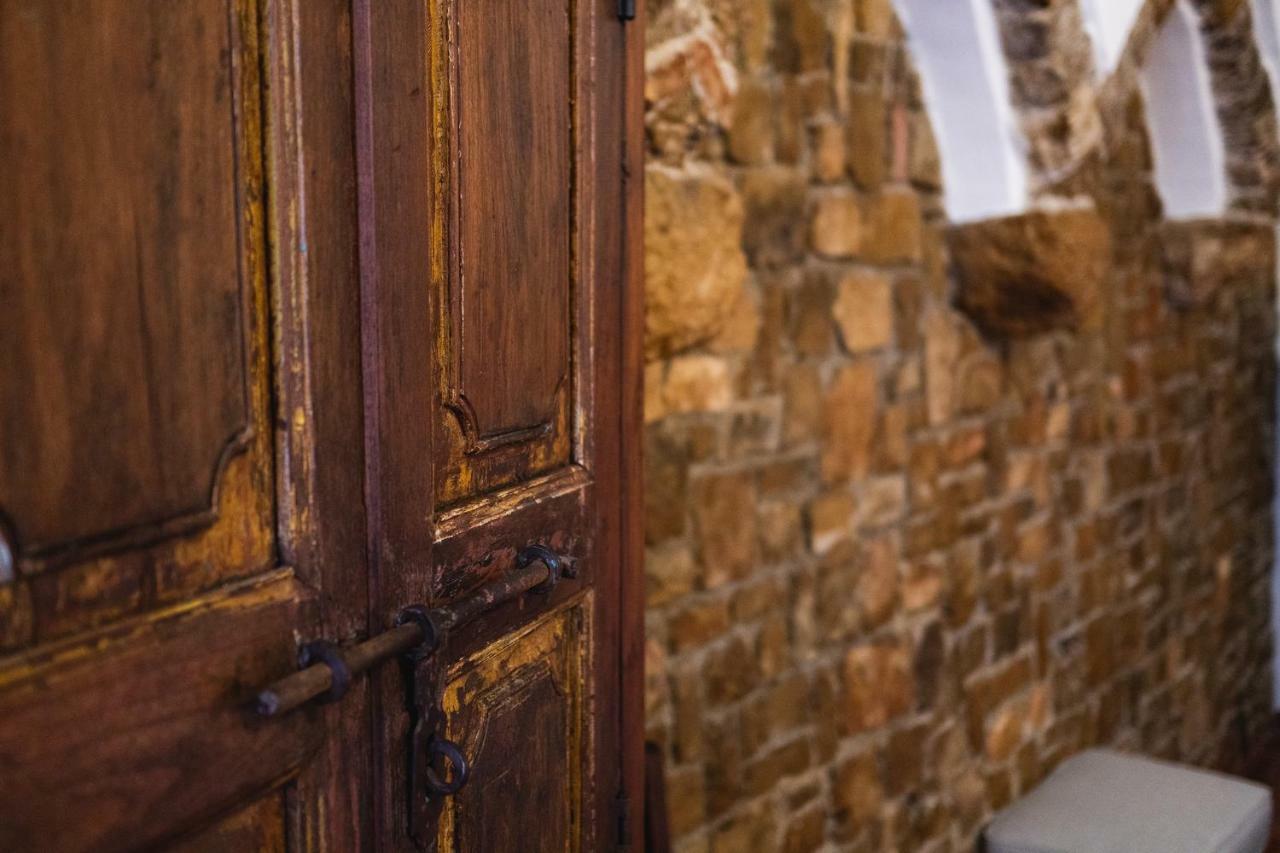 Aurora Medieval House Sermoneta Exterior photo