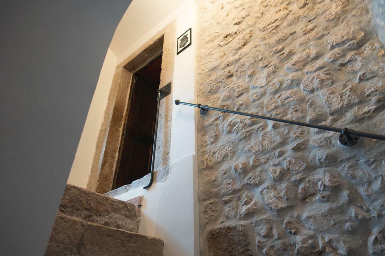 Aurora Medieval House Sermoneta Exterior photo