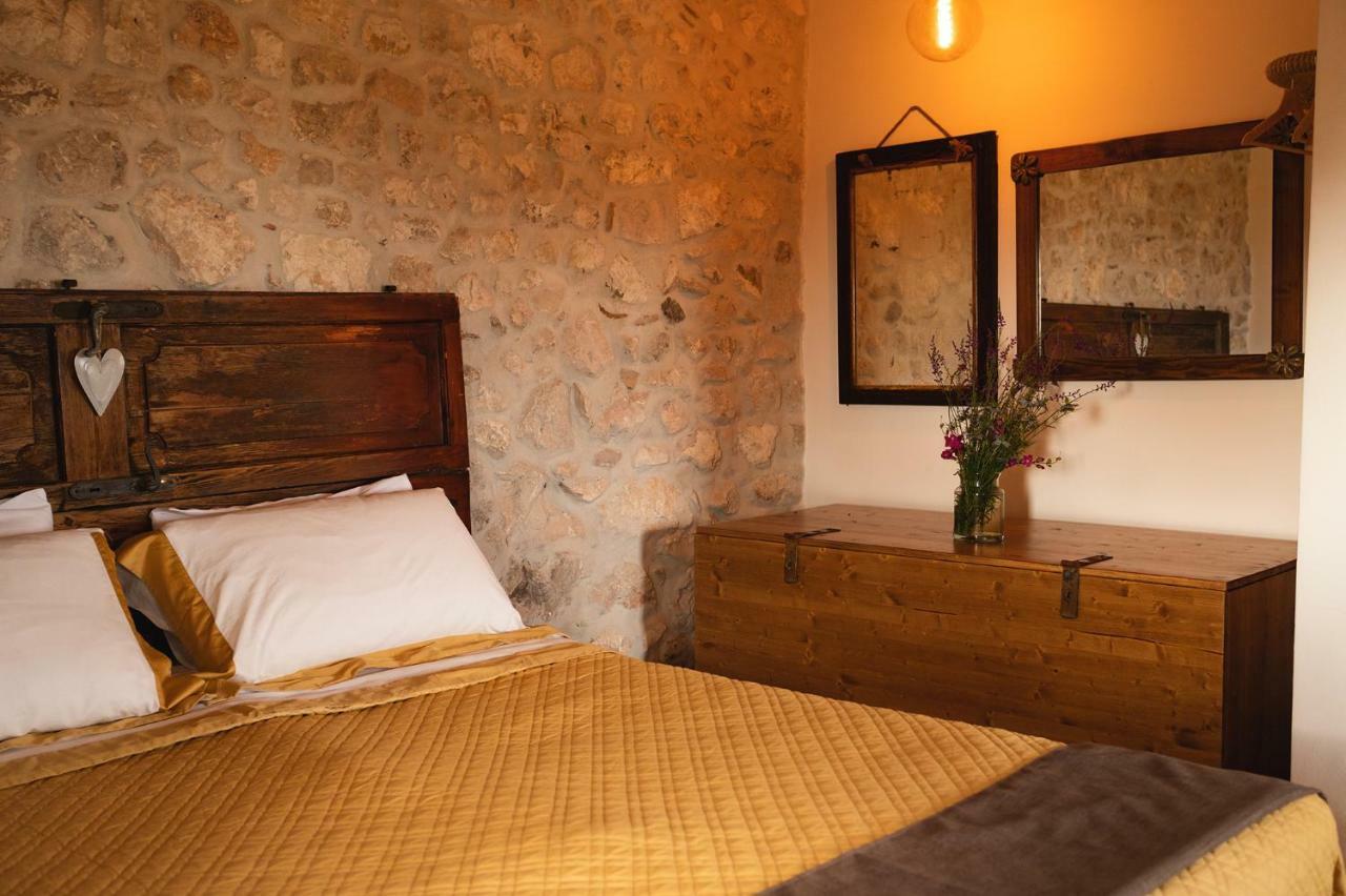 Aurora Medieval House Sermoneta Exterior photo