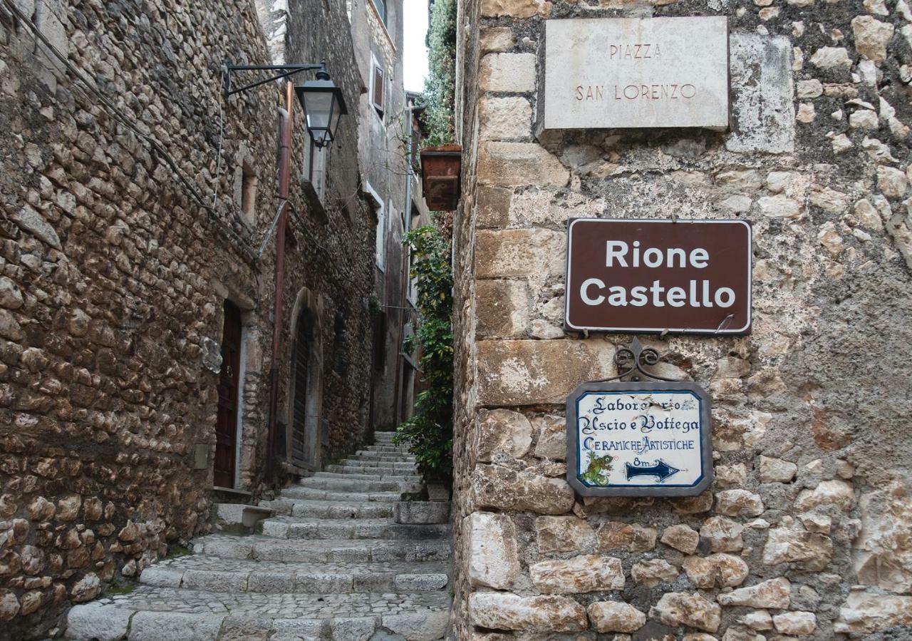 Aurora Medieval House Sermoneta Exterior photo